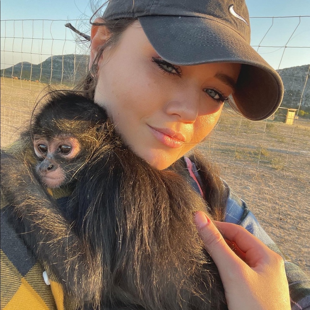 Hi There! 🤗 - Picture 4 of 5
